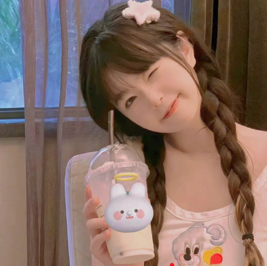 垂乳女
